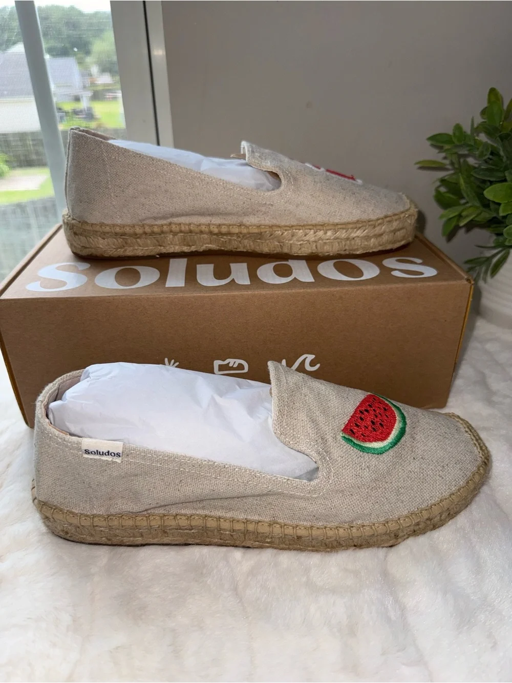 NWT - Soludos Beige Canvas Espadrilles Watermelon Juice Embroidery - Size 8.5